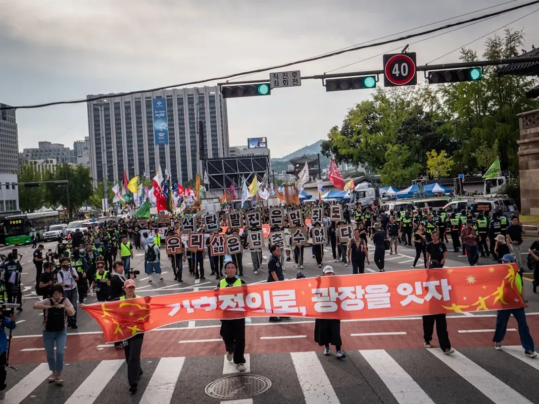 Tens of thousands protest in Berlin and call for end to the Israel-Hamas war