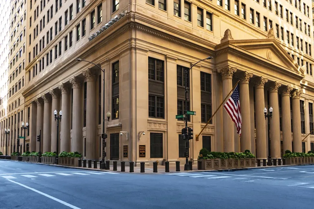 Stocks in retreat as traders reconsider tech investment