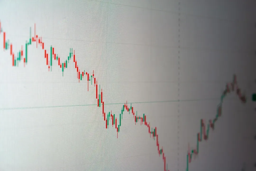Scotiabank Lowers Oracle (ORCL) Price Objective, Sees Strength in AI-Accelerated Cloud