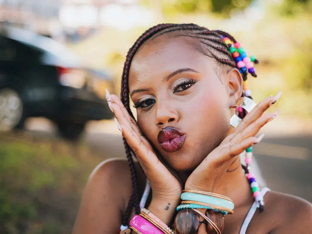 Liverpool lead Senesi race - Thursday's gossip